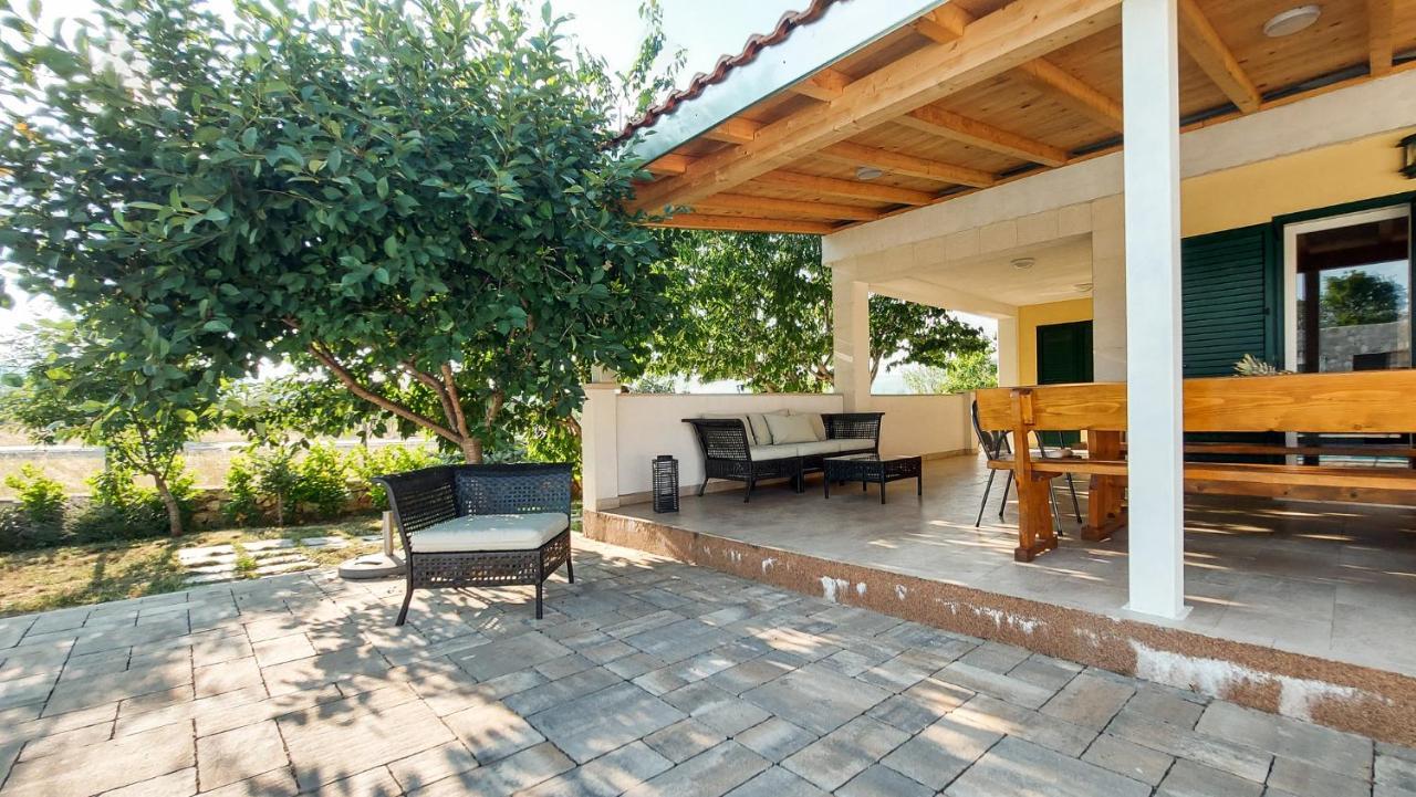 Villa Legacy Krusvar Exterior foto